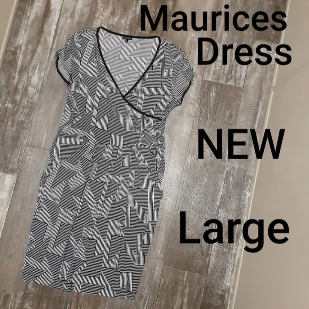 NEW Maurices Wrap Top Geometic Print Knee-length Dress Size Large